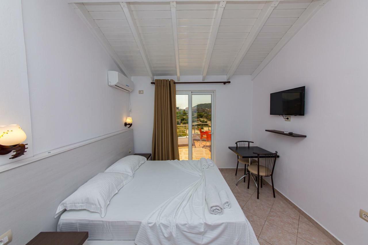 Hotel Mariksel Ksamil Exterior photo